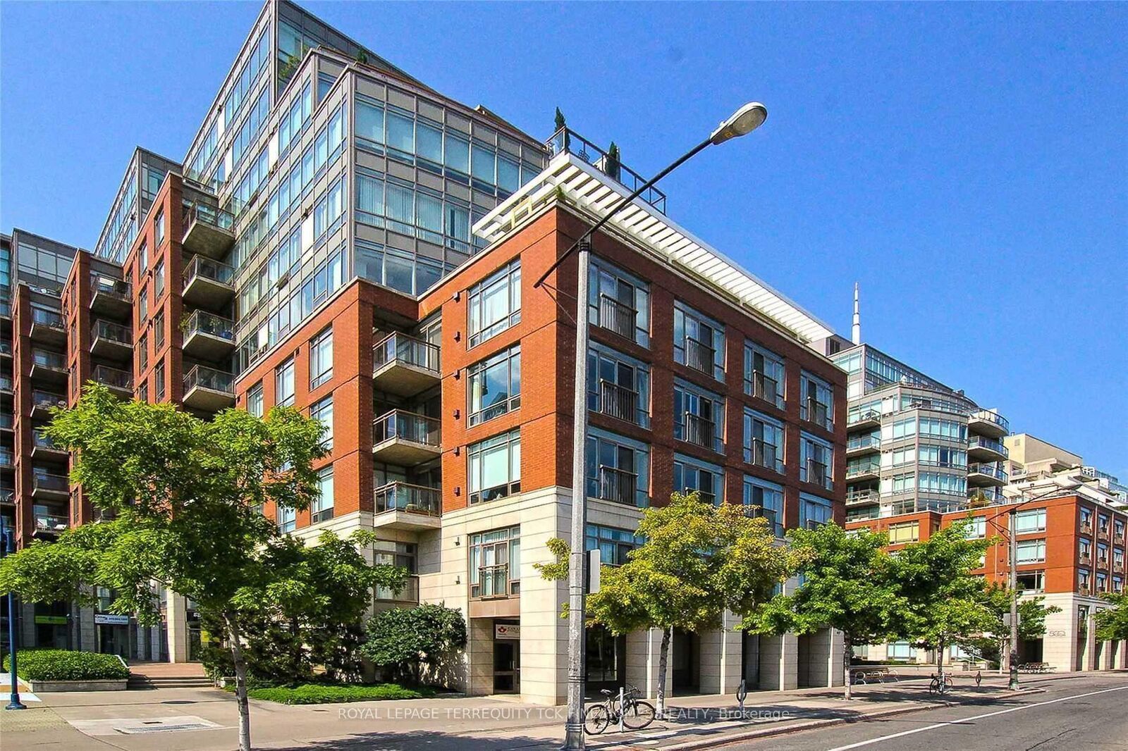 Property Photo:  500 Queens Quay W 1016  ON M5V 3K8 