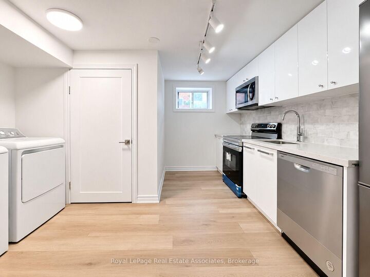 Property Photo:  20 Silvercrest Avenue Bsmt  ON M8W 2S4 