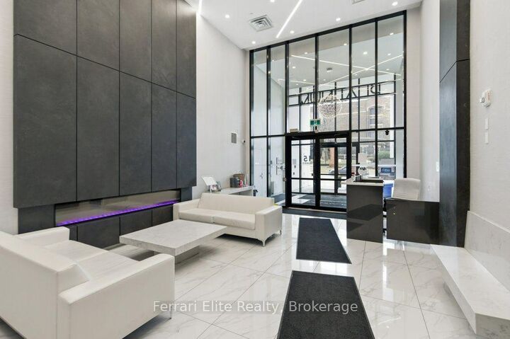 Property Photo:  15 Queen Street S 1114  ON L8P 0C6 