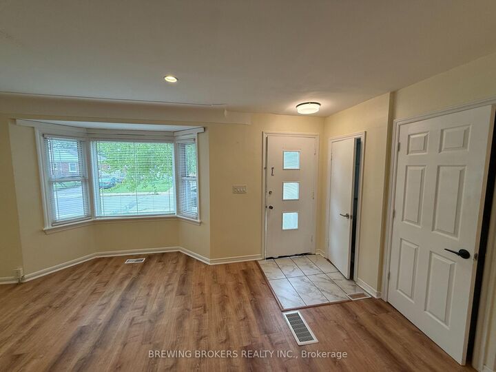 Property Photo: 175 East 33rd Street ON L8V 3T5