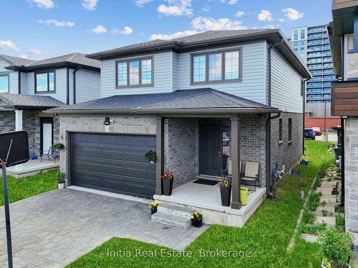 Property Photo:  1589 Henrica Avenue  ON N6G 0Y1 