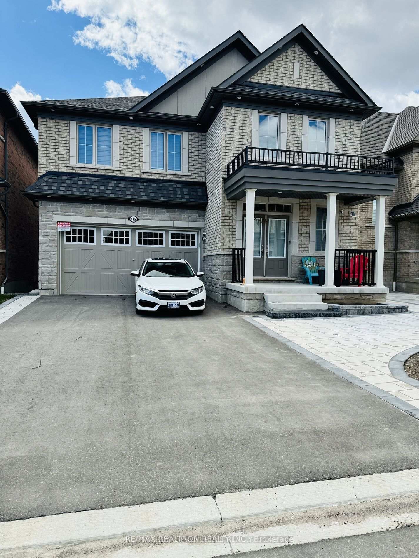 Property Photo:  105 Auckland Drive  ON L1P 0J4 