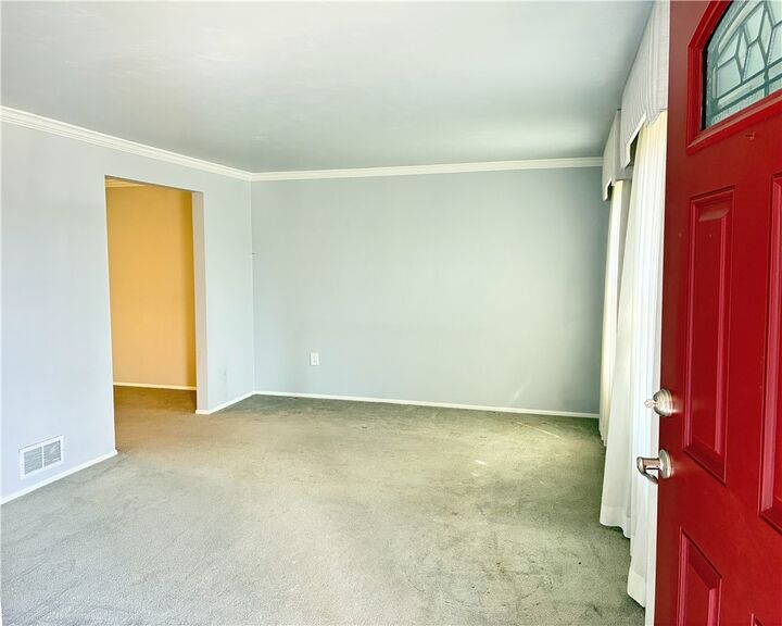 Property Photo: 5176 Janie Dr PA 15227