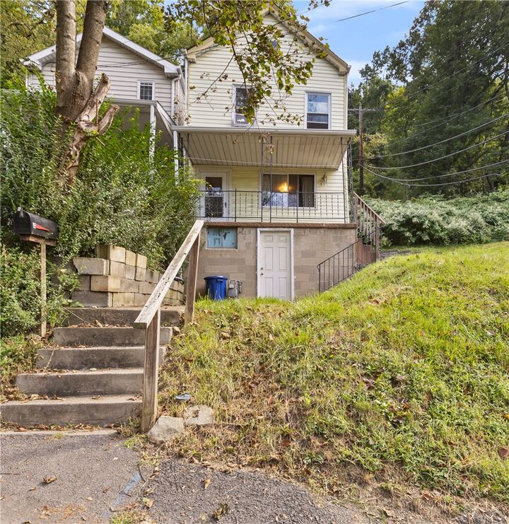 Property Photo:  551 Lime  PA 15220 
