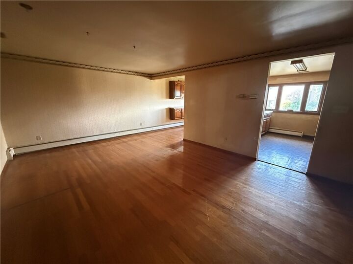 Property Photo: 815 Sweetleaf Dr PA 15146