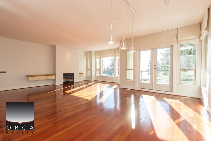 Property Photo:  2491 Folkestone Way  BC V7S 3J1 