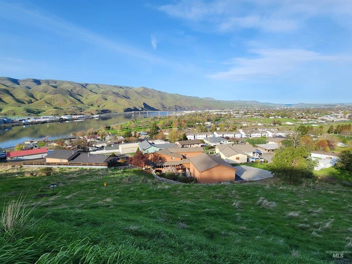 Property Photo: Tbd Valleyview Dr WA 99403