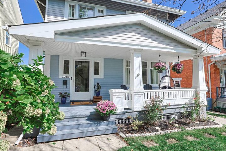 Property Photo:  2898 Victoria Avenue  OH 45208 