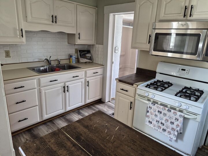 Property Photo:  10 Carson Ave  PA 15801 