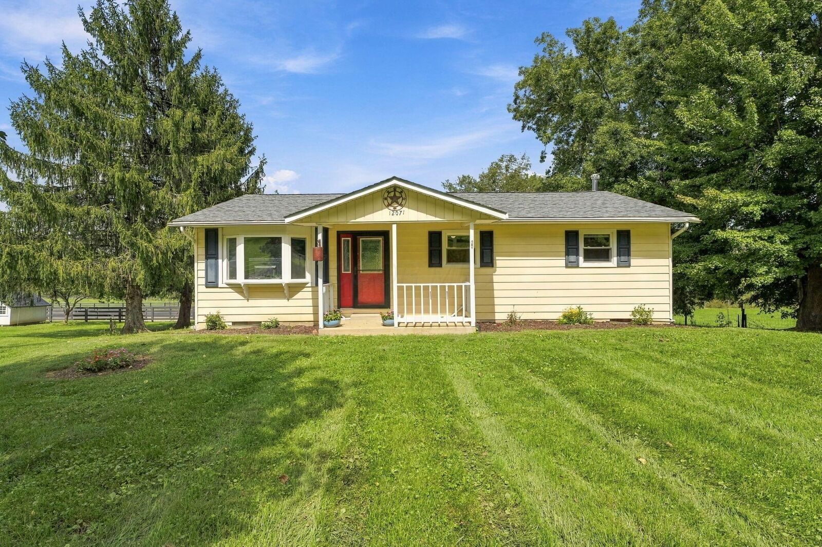 Property Photo: 12071 Flint Ridge SE Road OH 43056