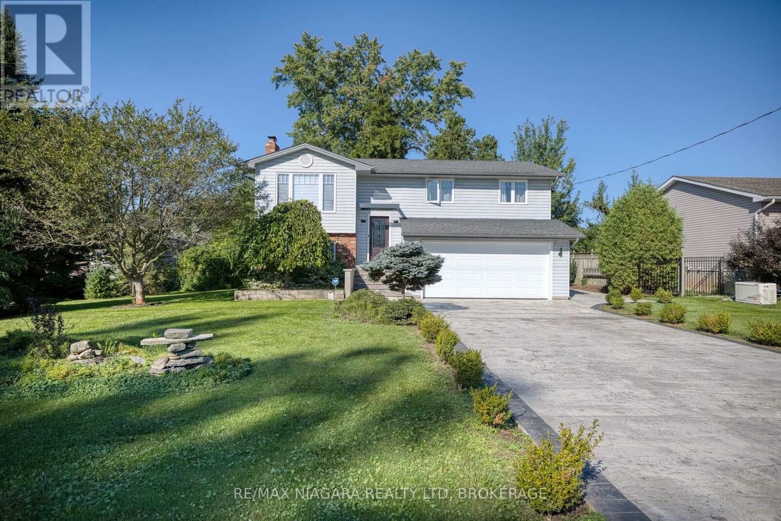 Property Photo: 31 Pleasant Avenue South ON L0S 1N0