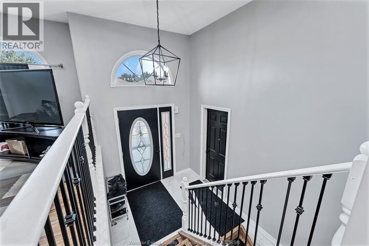 Property Photo:  727 Alpenrose  ON N9G 2X7 