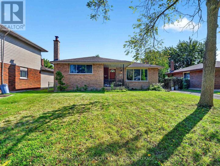 Property Photo:  56 Burness Drive  ON L2P 1J5 