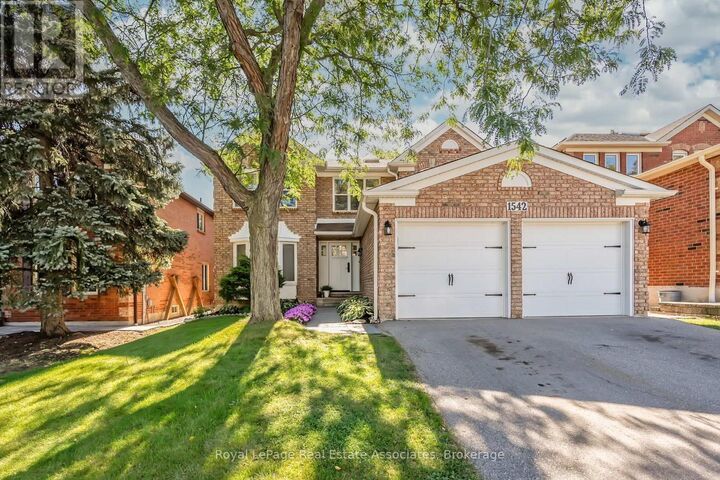 Property Photo:  1542 Hollywell Avenue  ON L5N 4P5 