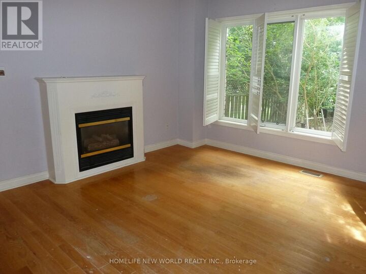 Property Photo:  3022 Bayview Avenue  ON M2N 5L1 