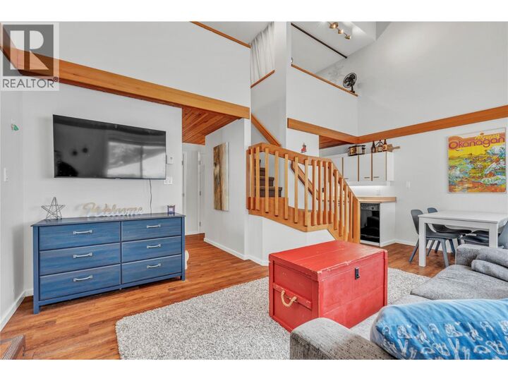 Property Photo:  156 Clearview Crescent 101  BC V2A 0E2 