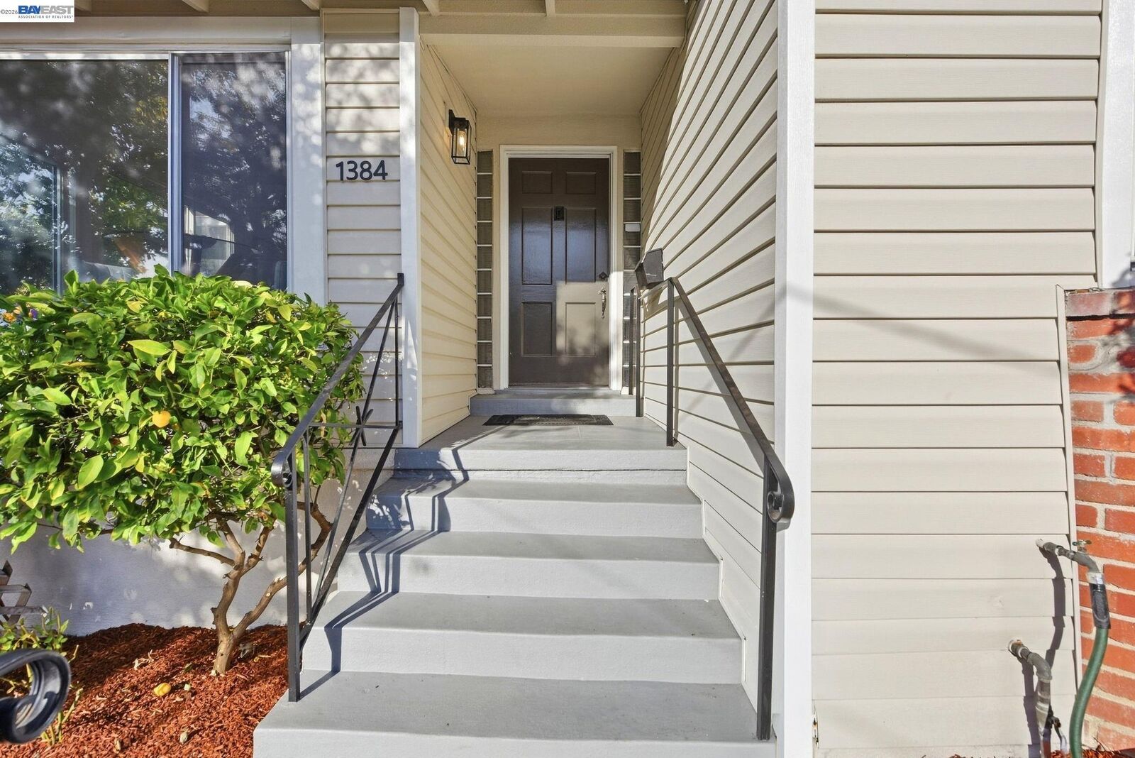 Property Photo:  1384 Graff Avenue  CA 94577 