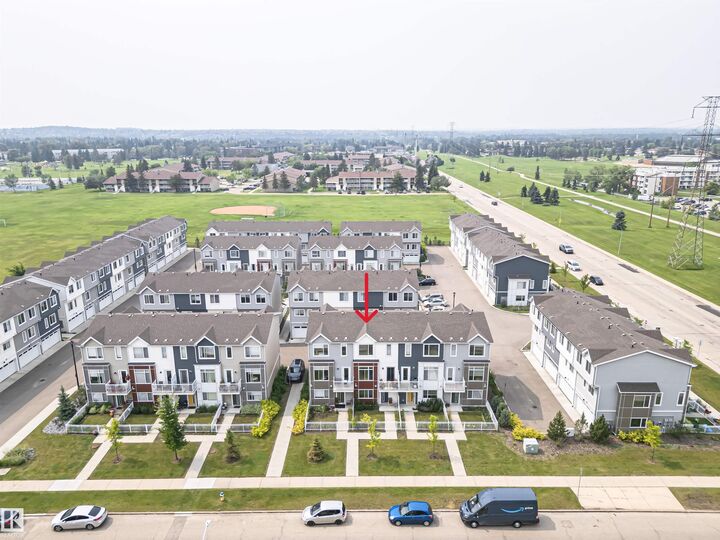 Property Photo: 215 Saddleback Road NW 61 AB T6J 5T6
