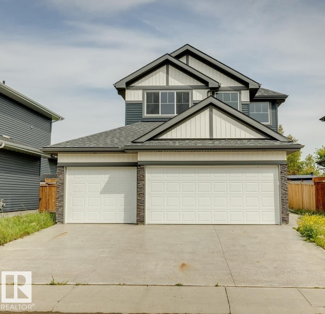 Property Photo:  36 Maple Crescent  AB T0A 1N0 