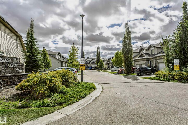 Property Photo:  9511 102 Avenue 30  AB T8R 0C6 