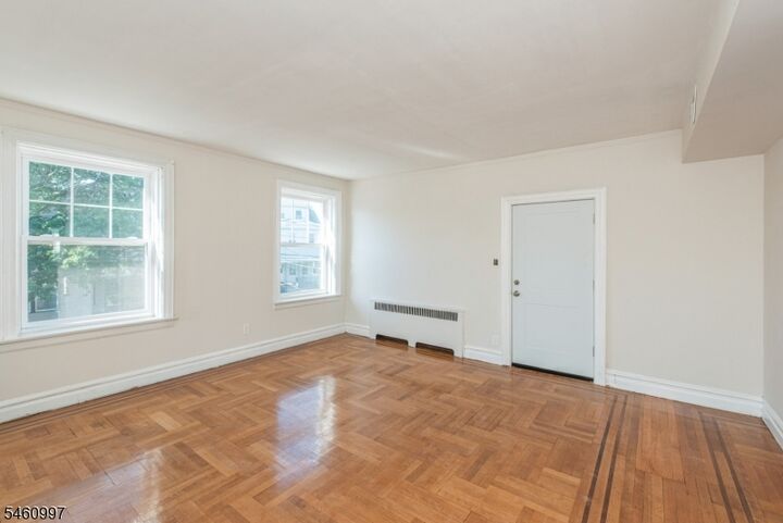 Property Photo:  9 Vernon Ave 2  NJ 07108 