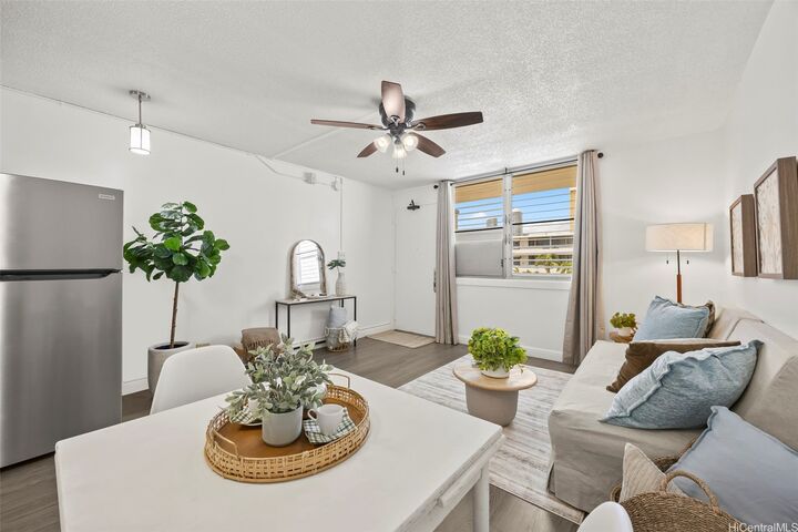 Property Photo: 1550 Rycroft Street 430 HI 96814