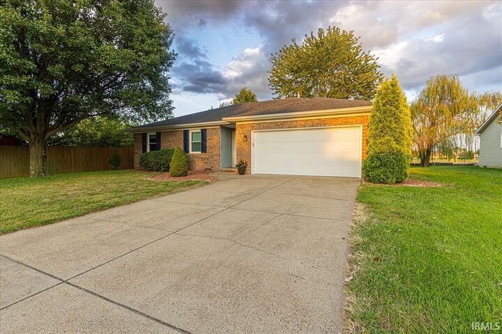 Property Photo: 5044 Sequoia Drive IN 47630