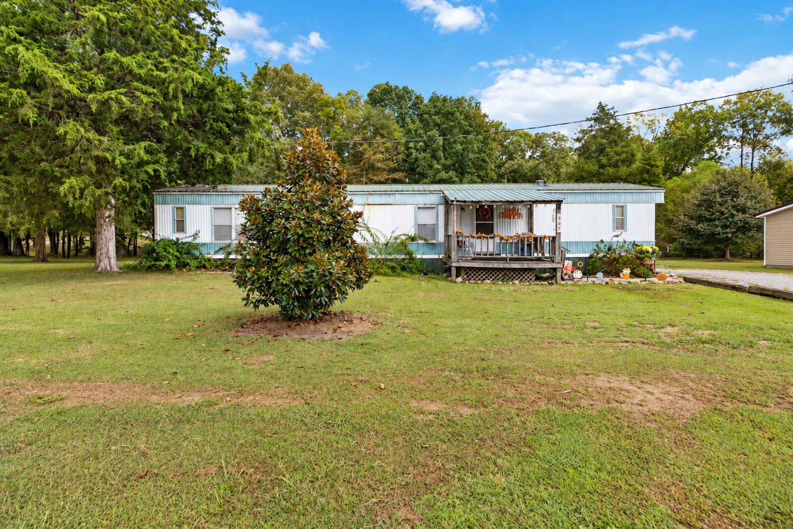 Property Photo:  307 Geneva Drive  KY 42642 