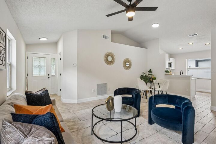 Property Photo:  1320 Oak Grove Court  FL 34744 