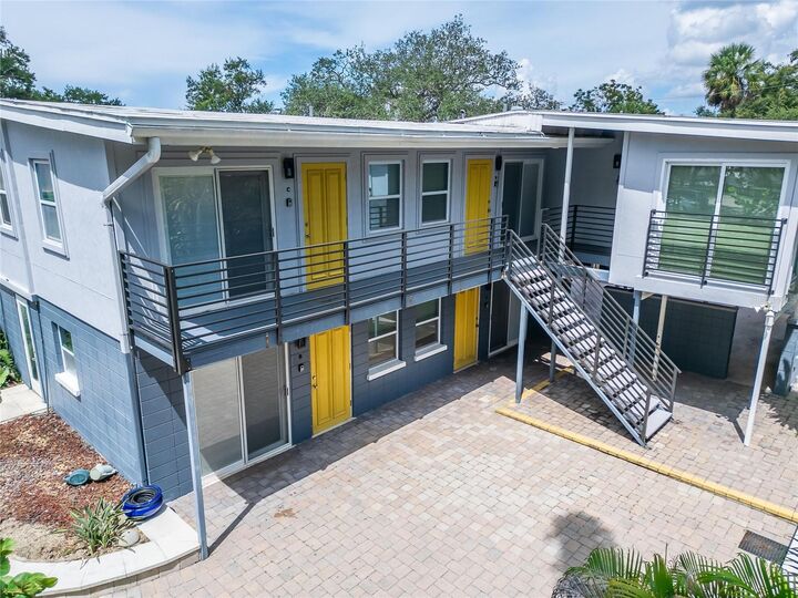 Property Photo:  1236 13th Street  FL 34236 