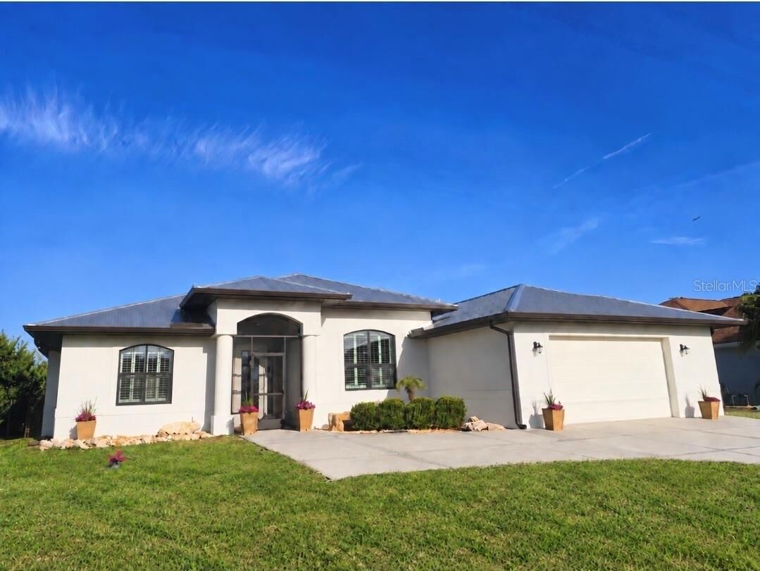 Property Photo:  9150 Melody Circle  FL 33981 