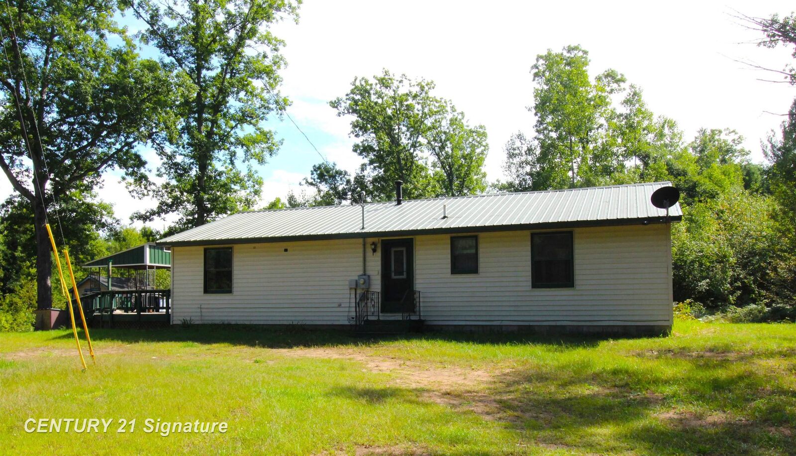 Property Photo: 6595 Wickert Road MI 48739