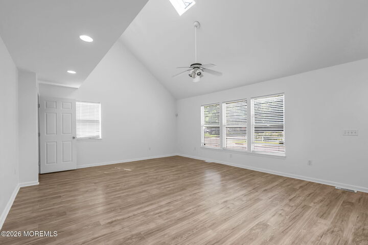 Property Photo:  513 Harding Avenue  NJ 08753 