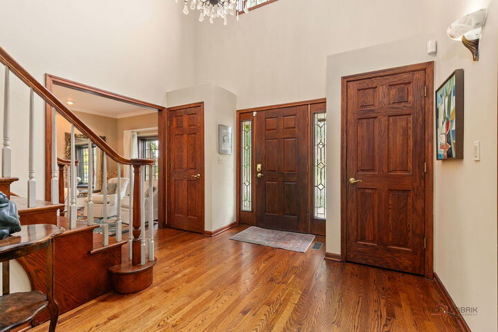 Property Photo:  1130 New Trier Court  IL 60091 