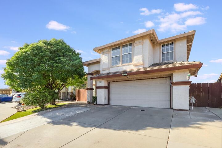Property Photo:  8550 Tambor Way  CA 95758 