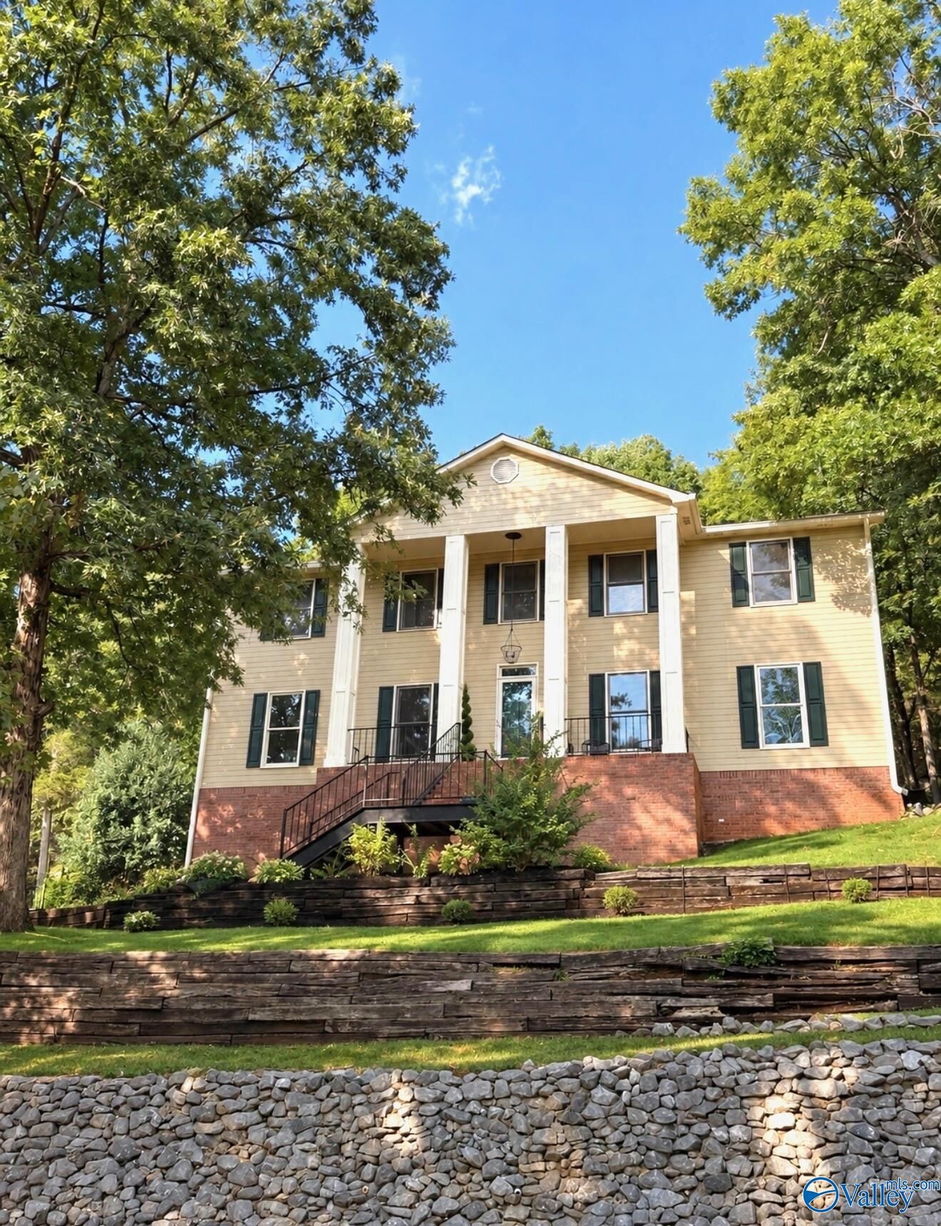 Property Photo:  1801 Blevins Ridge Drive  AL 35802 