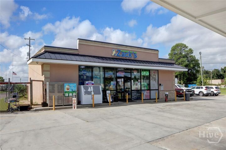 Property Photo:  2701 Ogeechee Road  GA 31405 
