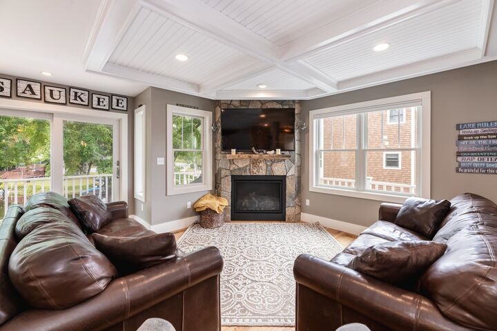 Property Photo:  21 Myrtle Drive  NH 03254 