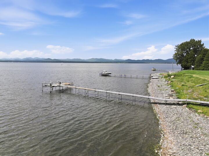 Property Photo: 677 Hills Point Road VT 05445