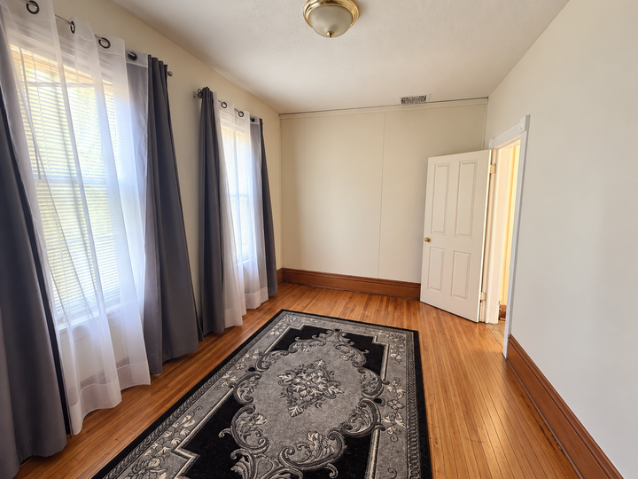 Property Photo: