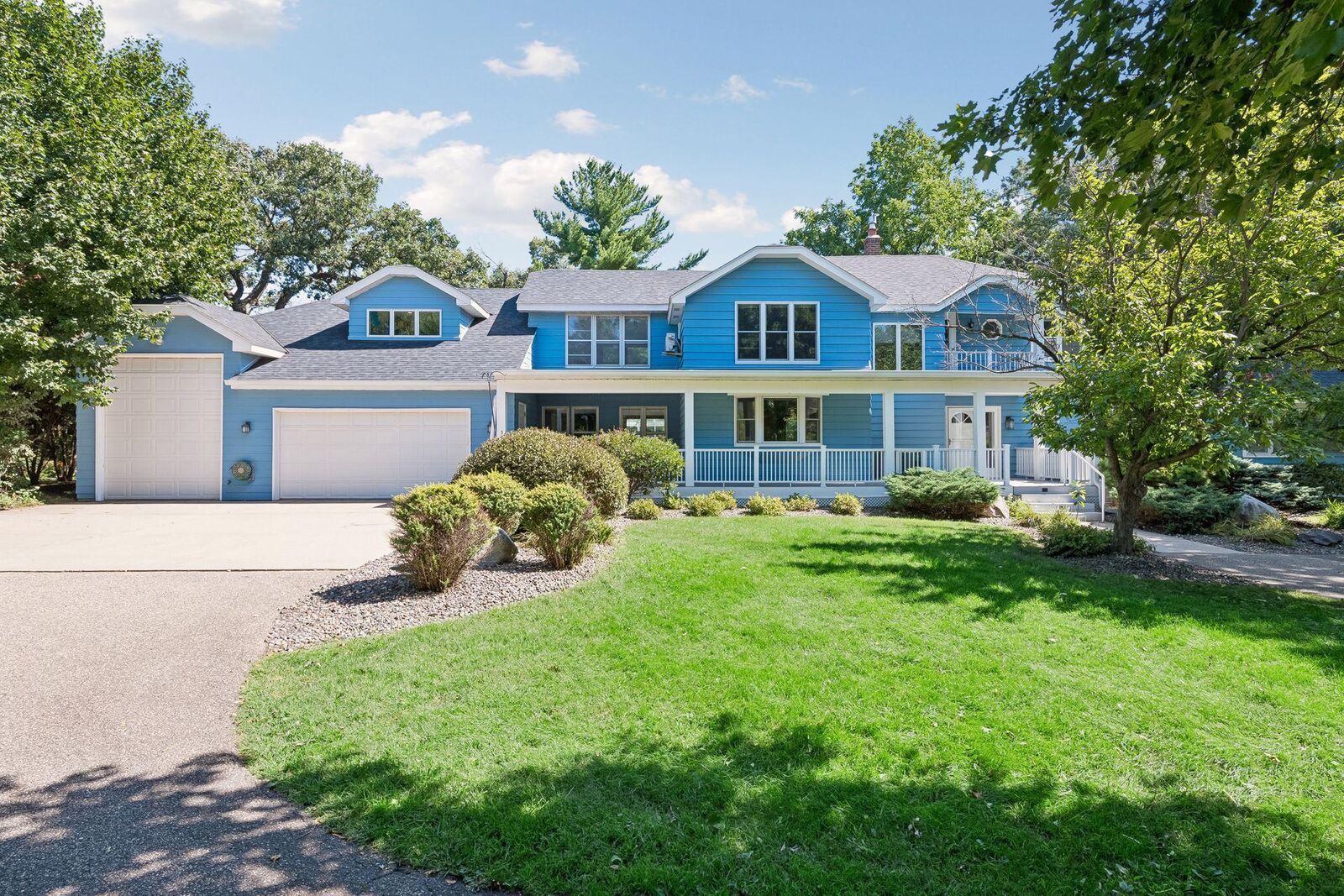 Property Photo:  2600 W 102nd Street  MN 55431 
