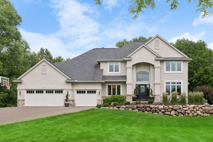 Property Photo: 2260 Fieldstone Place MN 55359