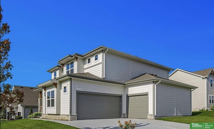 Property Photo:  8701 N 177th Street  NE 68007 