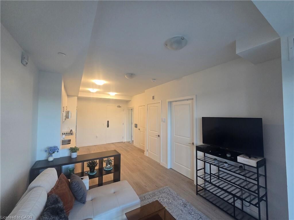 Property Photo:  461 Green Road 319  ON L8E 5B4 