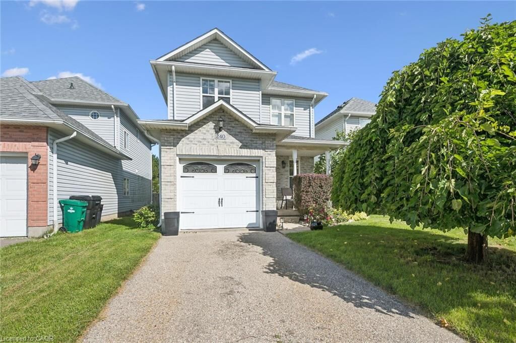 Property Photo:  240 Hilltop Drive  ON N0B 1E0 
