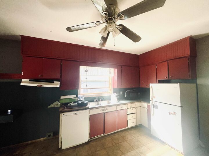 Property Photo:  174 Borden Avenue  PE C0B 1X0 