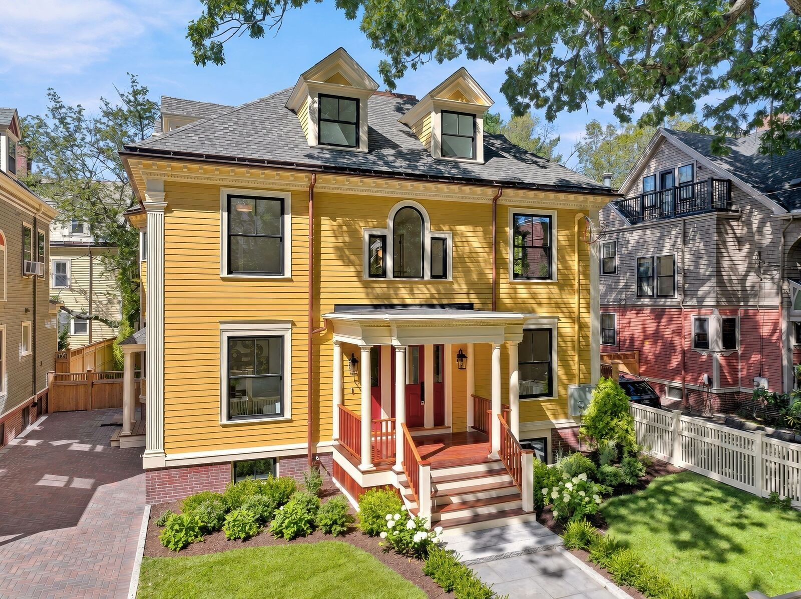 Property Photo:  65 Hammond Street  MA 02138 
