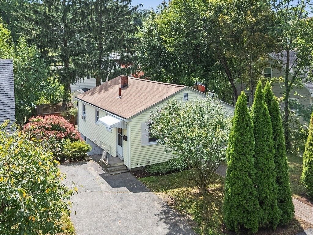 Property Photo:  194 Weston Street  MA 02453 