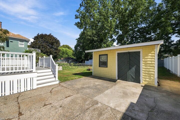 Property Photo:  18 Kernwood Ave  MA 01915 