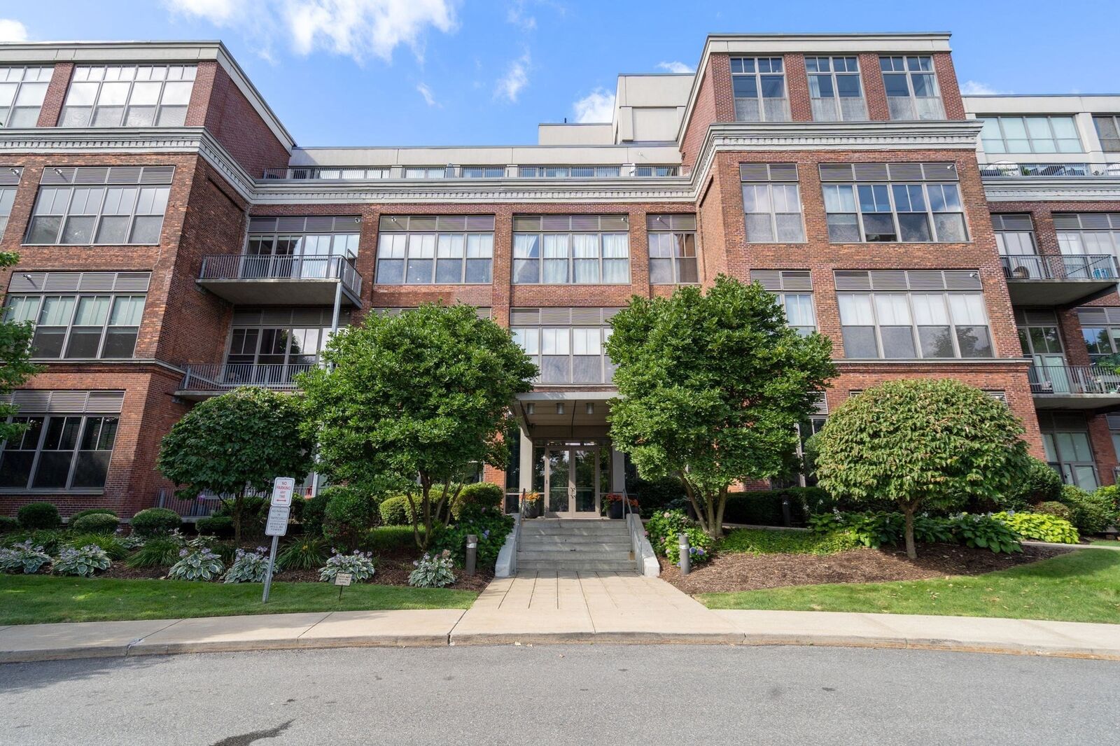 Property Photo: 156 Porter St 327 MA 02128